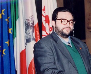 Presidente FRANCO MARIANI con bandiere